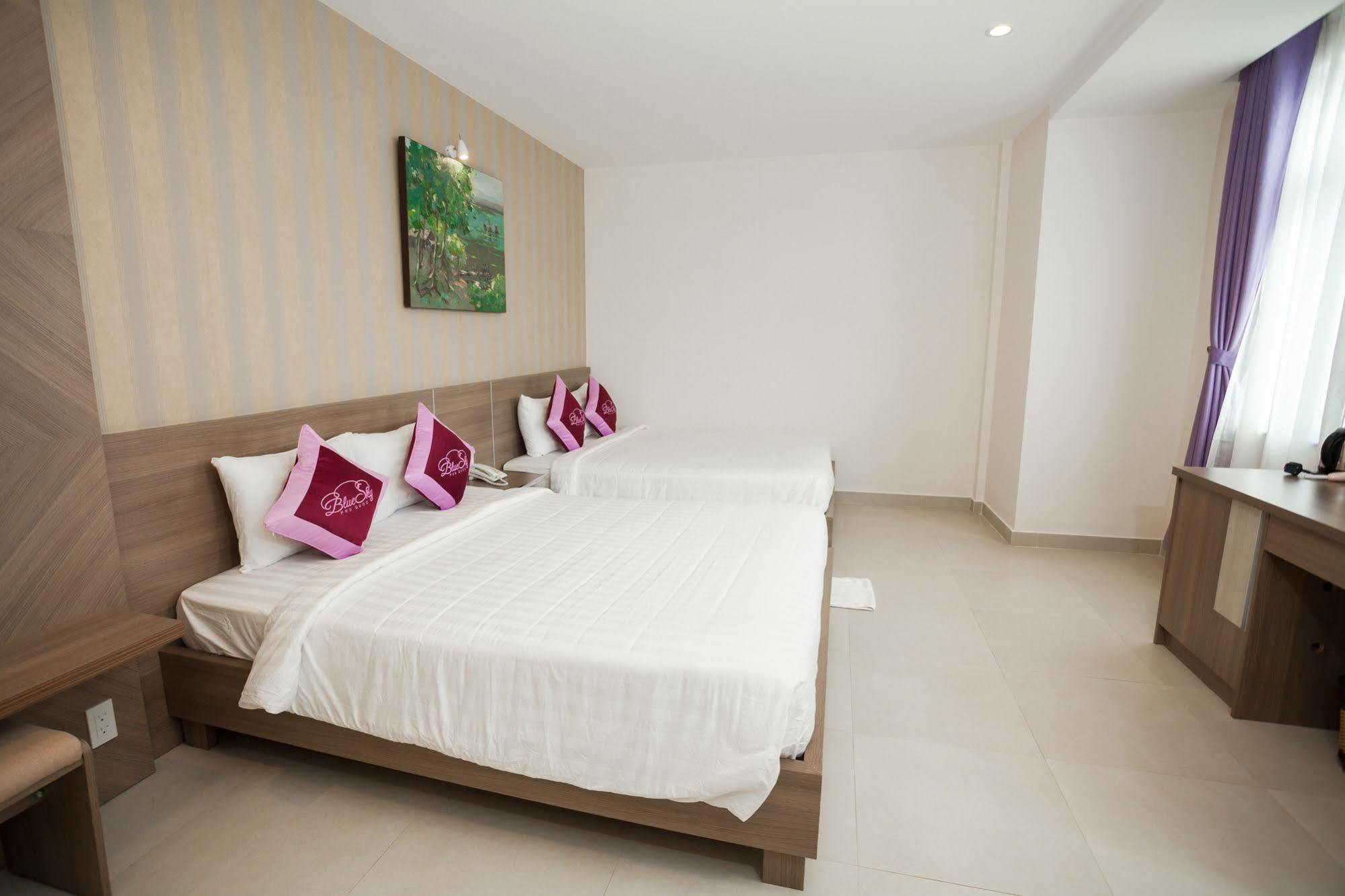 Blue Sky Phu Quoc Hotel מראה חיצוני תמונה