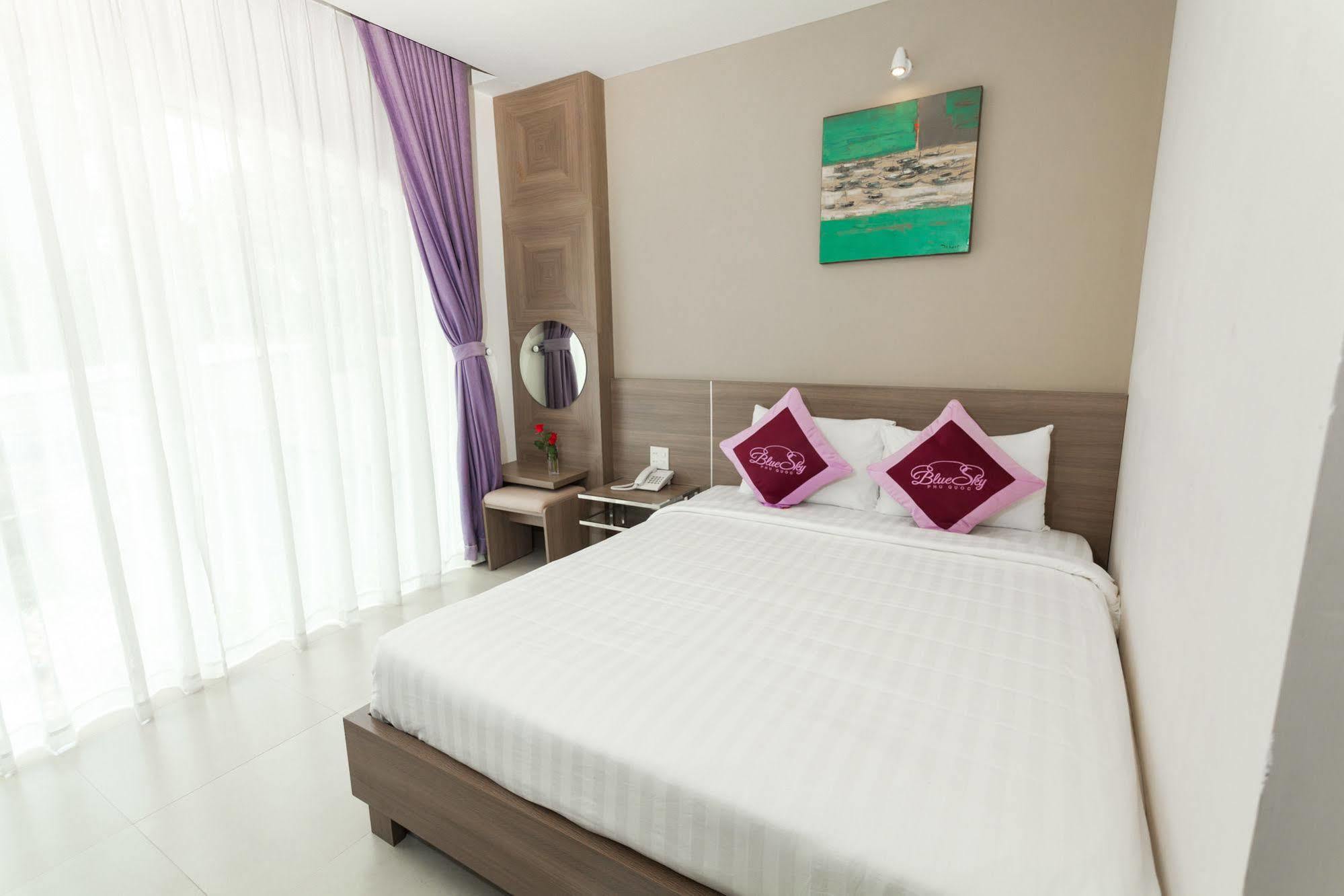 Blue Sky Phu Quoc Hotel מראה חיצוני תמונה