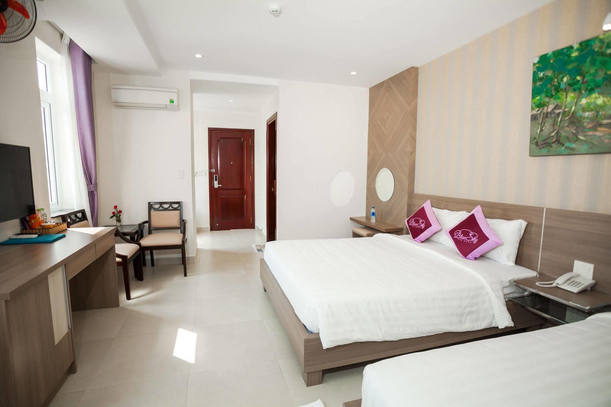 Blue Sky Phu Quoc Hotel מראה חיצוני תמונה